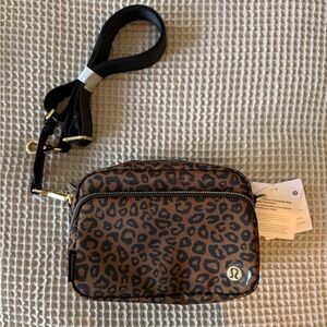 Lululemon Athletica Brown Leopard Everyday Crossbody Bag 2L